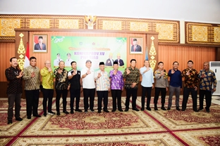 Bupati Kasmarni sambut baik perhelatan Konferensi ke-15 PWI Riau di Bengkalis  (foto/zul)